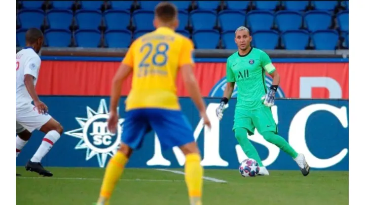 Keylor Navas fue capitán del Paris Saint Germain por primera vez