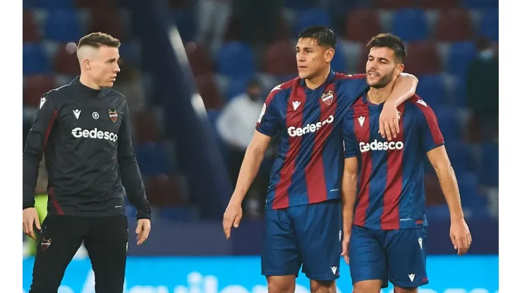 Levante con Óscar Duarte desciende en España tras caer ante Real Madrid.
