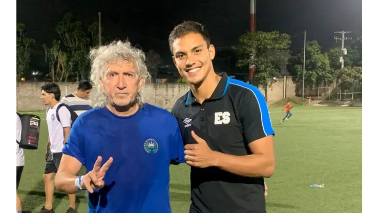 Erick Cabalceta compartió con el "Mágico" González.
