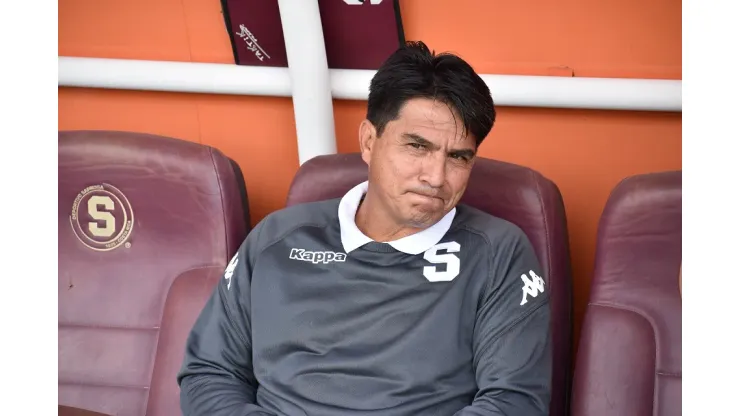 ¿Nuevo entrenador? Saprissa ya habría tomado una decisión con Vladimir Quesada