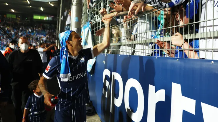 Bochum de Cristian Gamboa logró la salvación en Bundesliga tras golear al Bayern Lverkusen.
