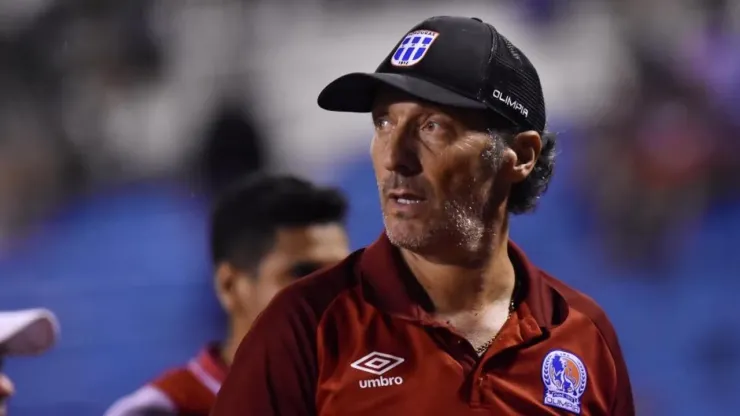 Pedro Troglio habló sobre su continuidad en Olimpia tras el título