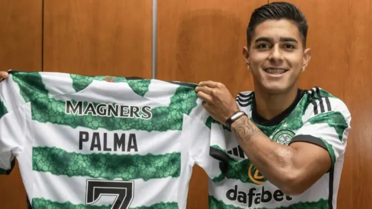 Luis Palma es presentado como nuevo jugador de Celtic
