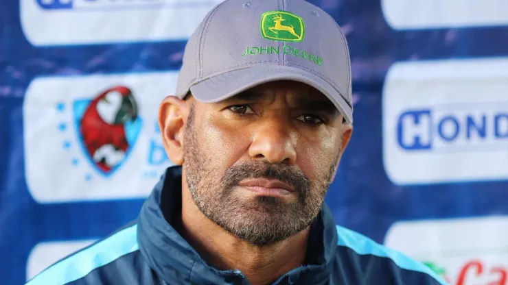 Ninrod Medina no continuará más como entrenador de Motagua.
