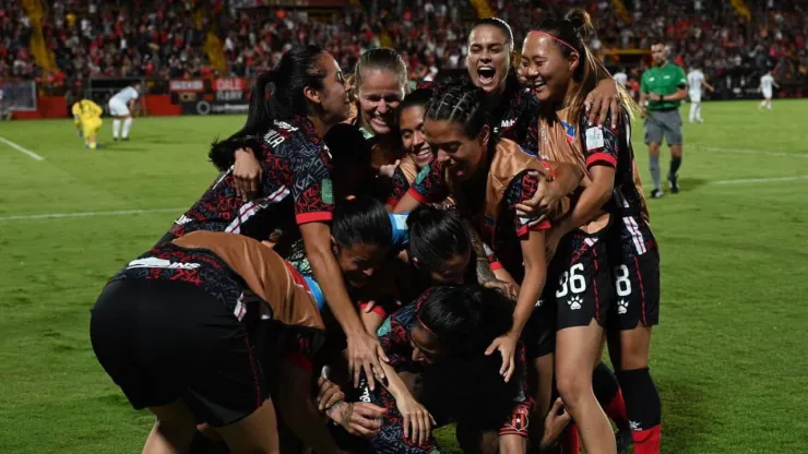 Liga Deportiva Alajuelense femenino aparece en podio de Concacaf según IFFHS
