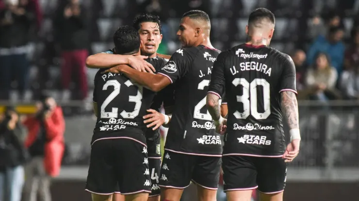 Deportivo Saprissa casi pierde a una de sus máximas figuras.
