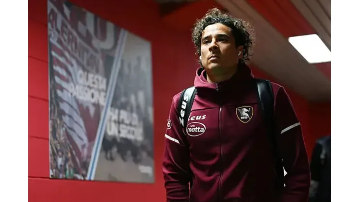 El dato que aniquila a Guillermo Ochoa en Europa con el Salernitana