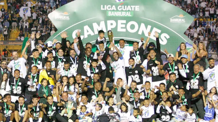 Comunicaciones venció a Guastatoya y es campeón del Torneo Apertura 2023 de Guatemala 
