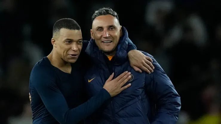 Kylian Mbappé se va del PSG junto a Keylor Navas