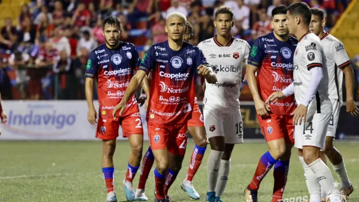 Alajuelense va por una figura de San Carlos