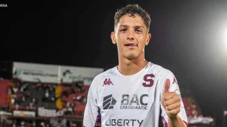 Saprissa responde la oferta por Warren Madrigal