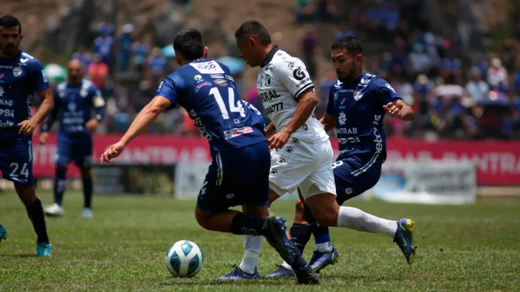 Cobán Imperial vs. Comunicaciones: a qué hora y dónde ver hoy EN VIVO el partido por la Liga Nacional.
