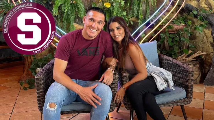 La esposa de David Guzmán revela sus esfuerzos ocultos para jugar en Saprissa.
