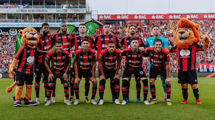 Alajuelense, Olimpia y Saprissa: la tabla histórica que envalentona a los manudos.
