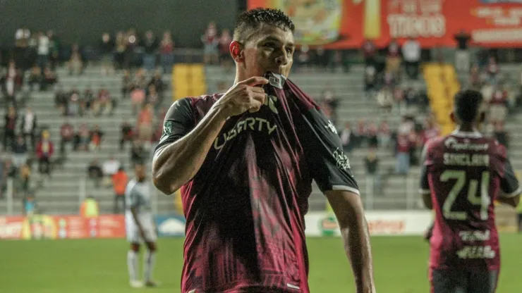 Oscar Duarte revela el gran problema que tiene el Saprissa de Vladimir Quesada