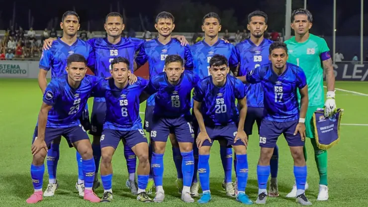 Jugador de la Selección de El Salvador es investigado por posible acto de indisciplina 
