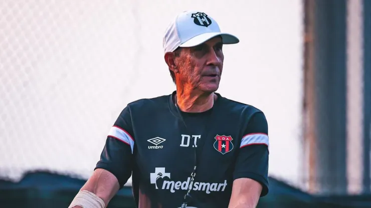 Alajuelense tomó una decisión sobre Guimaraes