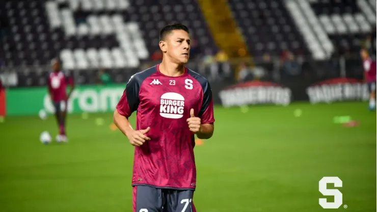 Óscar Duarte queda expuesto y profundiza su mal momento en Saprissa.
