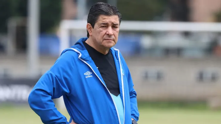 Luis Fernando Tena, DT de Guatemala.
