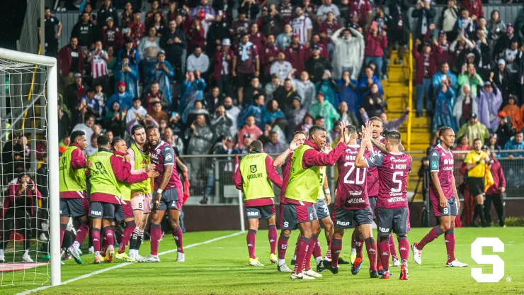 Legionario de Costa Rica habla de su futuro y le lanza un guiño a Saprissa.
