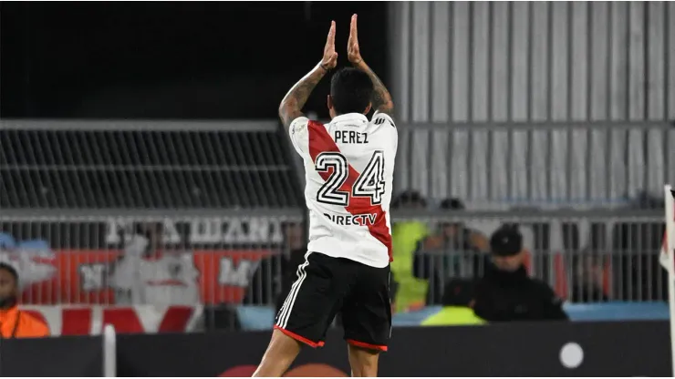 Enzo Pérez recibió una ovación monumental.
