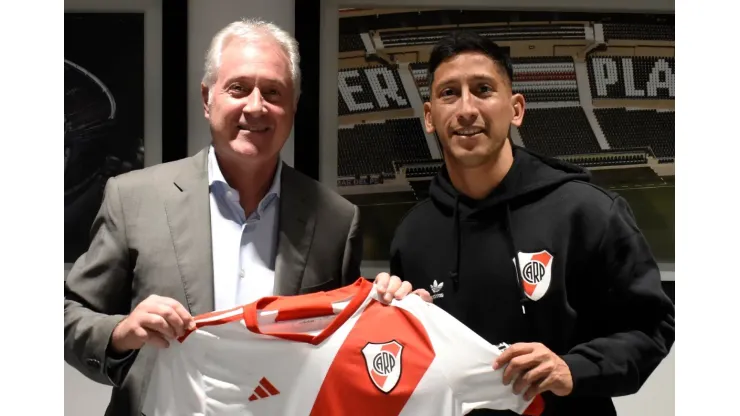 Aliendro renovó su contrato
