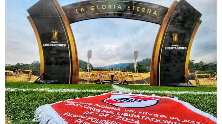 River vs Deportivo Táchira 
