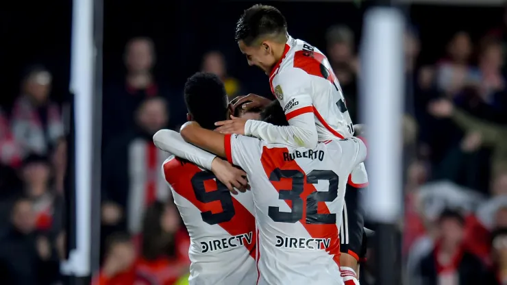 Los jugadores de River, a puro festejo.
