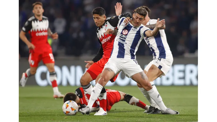 River le gana a Talleres en Córdoba por la ida de los octavos de final de la Copa Libertadores.
