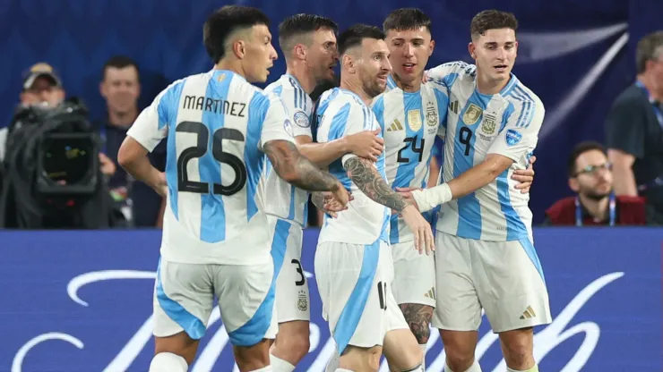 Los jugadores de Argentina, a puro festejo.
