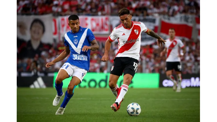 River Plate Vs Velez 
