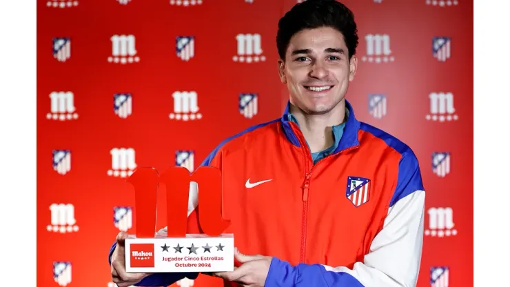 Festeja la Araña: Julián Álvarez recibió un premio en Atlético Madrid