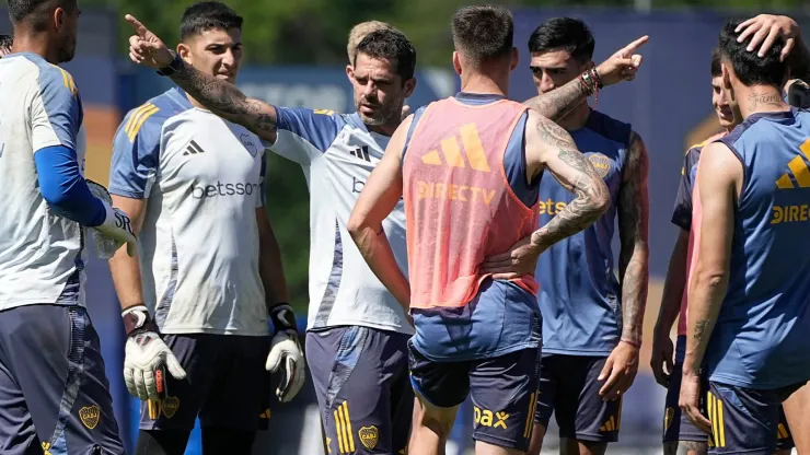 Fernando Gago, en la práctica de Boca. 
