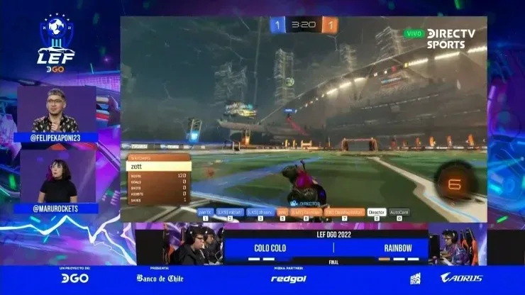 Colo Colo y Rainbow disputando la final del LEF Rocket League 2022. Foto: Captura.