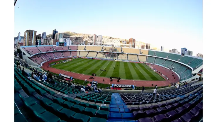 A casi 3 mil 700 metros sobre el nivel del mar está el estadio Hernando Siles. (Foto: Palestino).