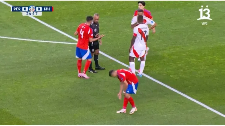 Alexis Sánchez se quejó. (Captura Canal 13).