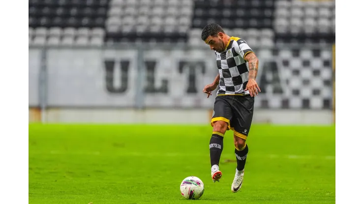 Salvador Agra deverá ser titular na recepção do Boavista ao Benfica. Foto: Imago
