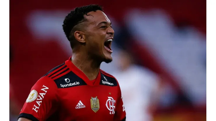 Flamengo v Red Bull Bragantino - Brasileirao 2021
