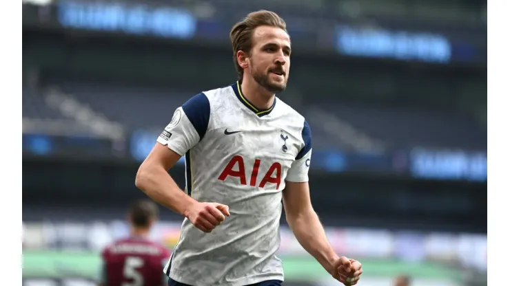 Tottenham Hotspur v Burnley - Premier League
