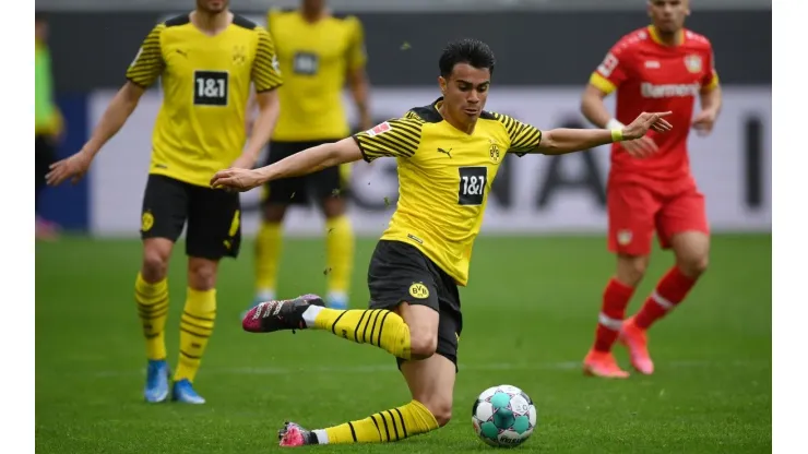 Borussia Dortmund v Bayer 04 Leverkusen - Bundesliga
