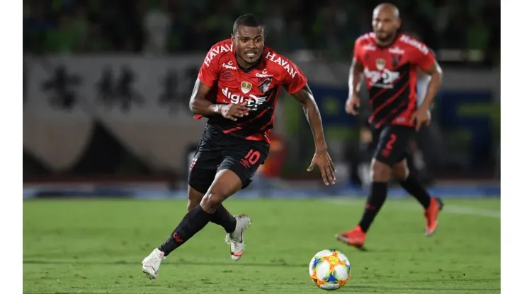 Shonan Bellmare v Athletico Paranaense
