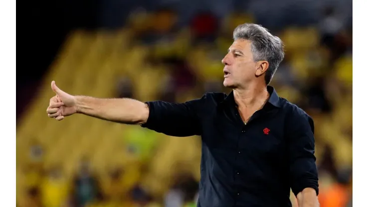 Barcelona SC v Flamengo - Copa CONMEBOL Libertadores 2021
