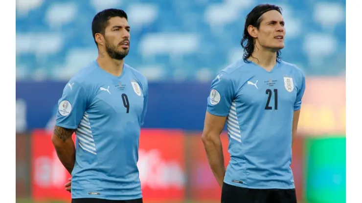 Dupla uruguaia, Luís Suarez e Edinson Cavani, foi especulada no Corinthians
