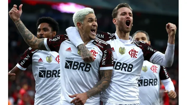 Athletico Paranaense v Flamengo - Copa Do Brasil 2021: Semi-Final
