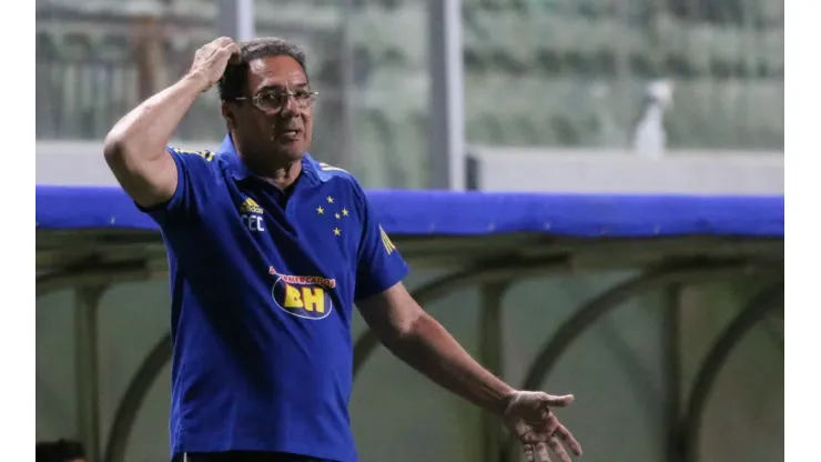 Vanderlei Luxemburgo não é treinador do Cruzeiro
