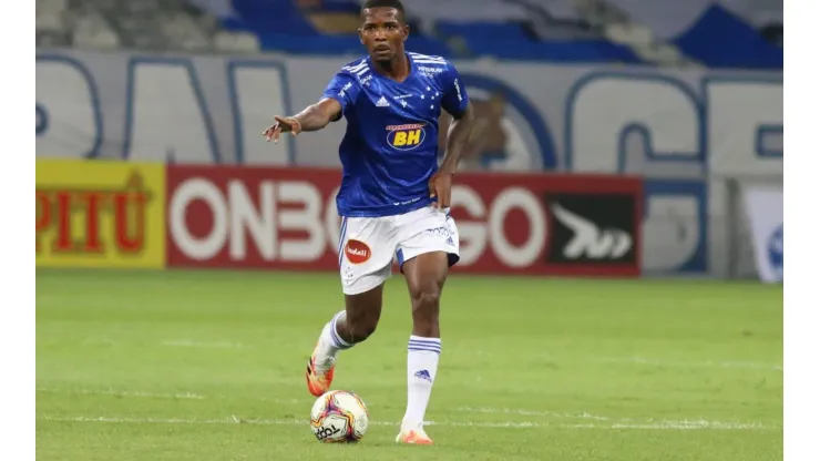 Cacá jogou no Cruzeiro até 2021
