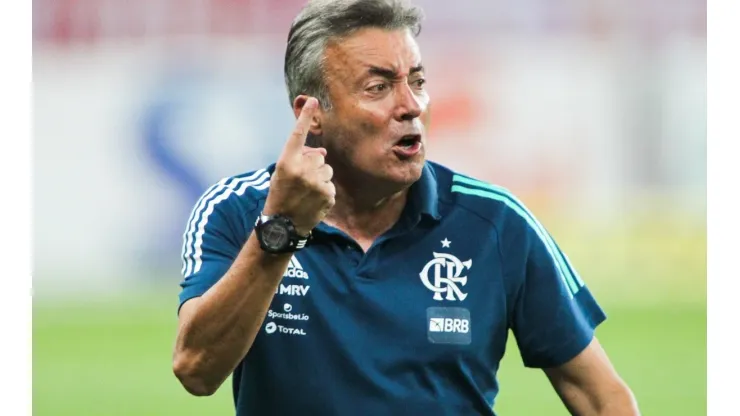 Domenec Torrent foi treinador do Flamengo
