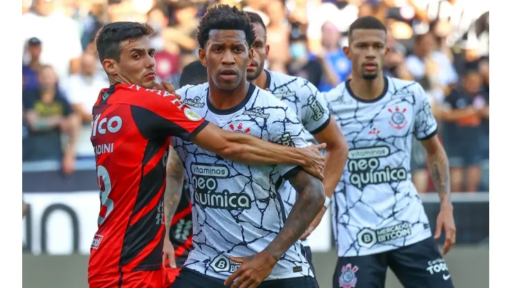 Gil tem 333 partidas com a camisa do Corinthians
