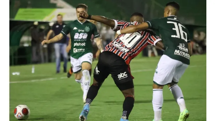 Guarani e São Paulo, em campo pelo Campeonato Paulista (Foto: Rogério Capela/AGIF)
