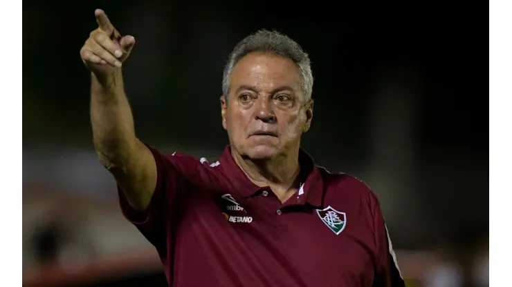 Abel Braga mexe no time do Fluminense em busca da primeira vitória na temporada (Foto: Thiago Ribeiro/AGIF)
